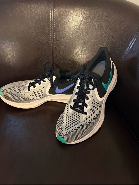 Nike Shoes - Nike women’s running shoes sneakers size US 9 air zoom winflo black gray teal